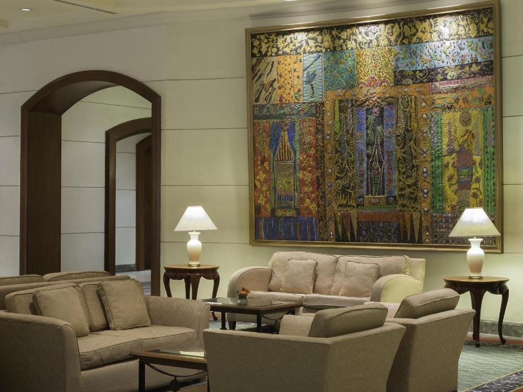Marco Polo Davao Hotel Exterior photo The lobby of the Four Seasons Hotel, Cairo